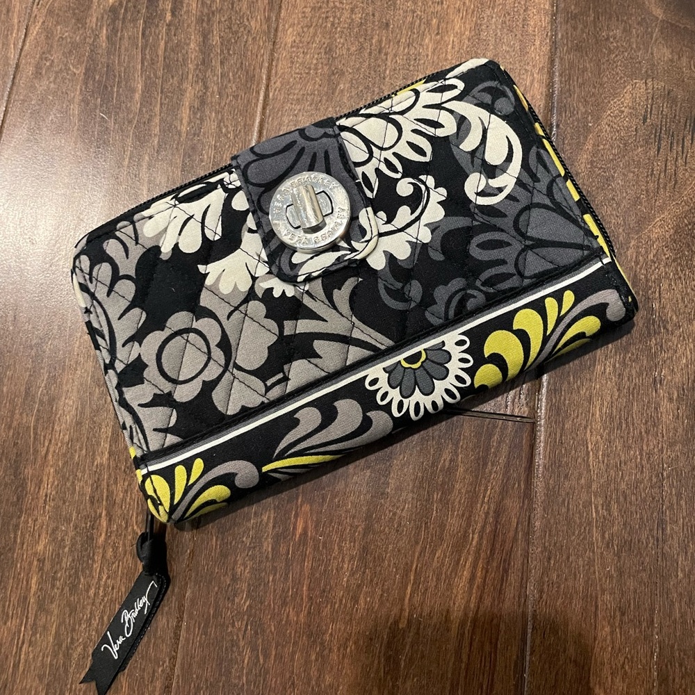 Vera Bradley Wallet